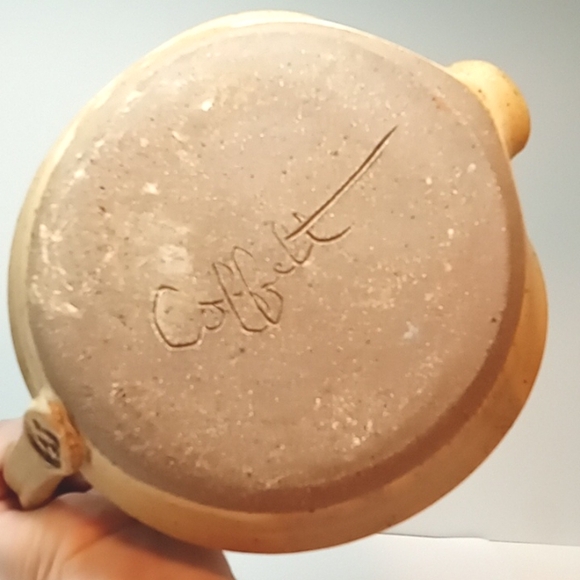 Artisan pottery glazed planter signed by artist. No flaws. - Picture 6 of 8